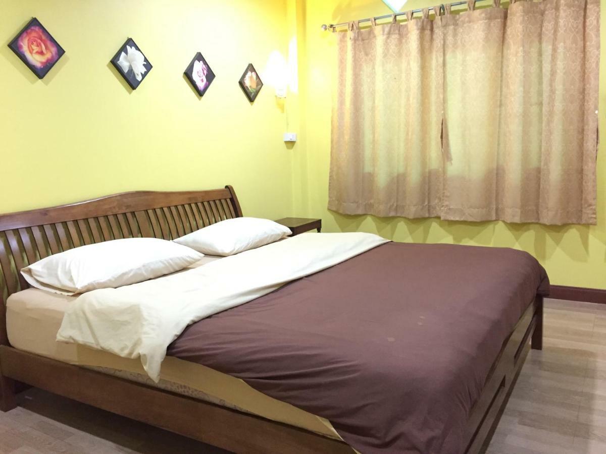 Baan Bussara Hotel Phra Nakhon Si Ayutthaya Ngoại thất bức ảnh