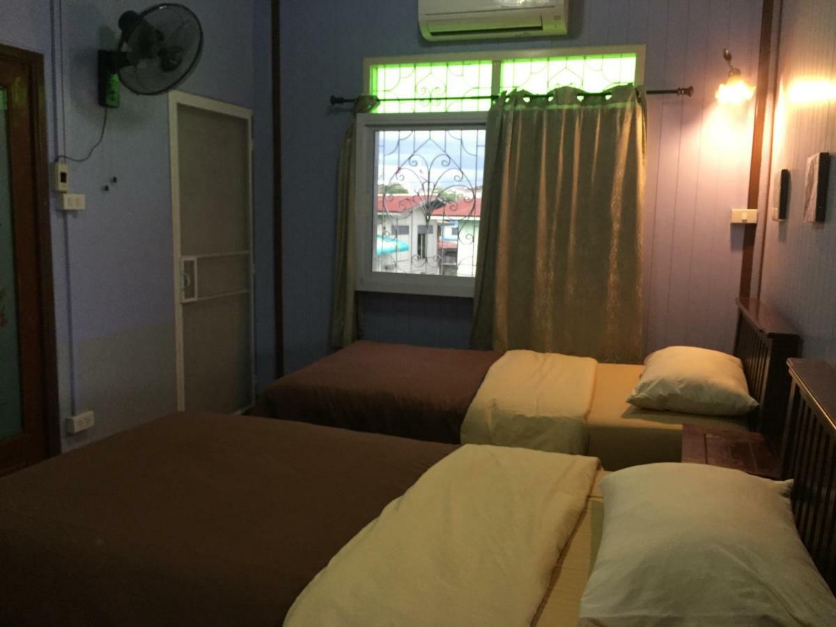 Baan Bussara Hotel Phra Nakhon Si Ayutthaya Ngoại thất bức ảnh